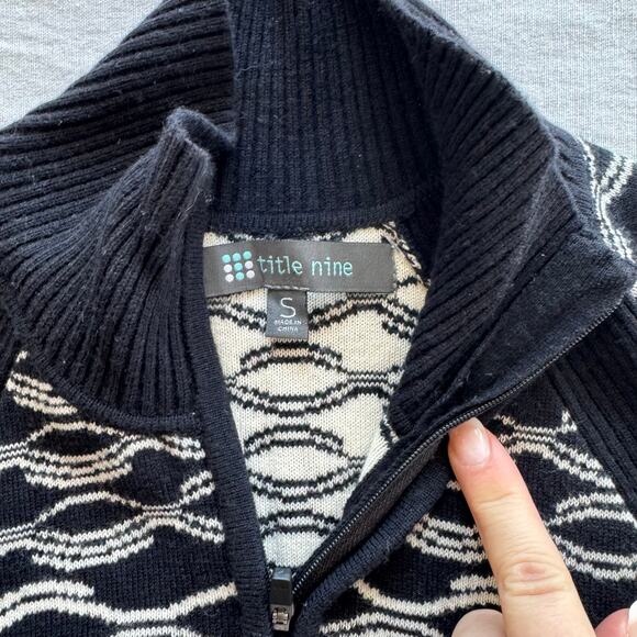 Title nine Super Power 1/4 Zip Sweater black Small Wool - Picture 2 of 10